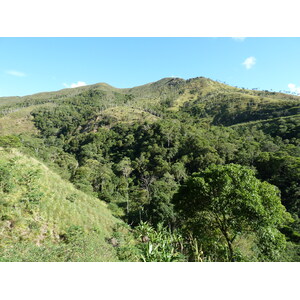 รูปถ่าย นิวแคลิโดเนีย(New Caledonia) ถนนจากกานาลาไปลาฟัว(Canala to La Foa road) 2010-05 11