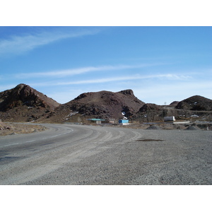 รูปถ่าย คาซัคสถาน(Kazakhstan) ถนนจากอัลมาตีไปหุบผาชารึน(Almaty to Charyn Canyon road) 2007-03 44