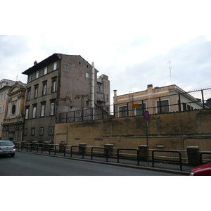 รูปถ่าย อิตาลี(Italy) โรม(Rome) ถนนริมน้ำจานีโกเลนเซ(Lungotevere Gianicolense) 2007-11 10