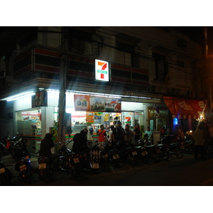 รูปถ่าย ไทย(Thailand) พิษณุโลก(Phitsanulok) ถนนพุทธบูชา(Puttabucha) 2008-01 32