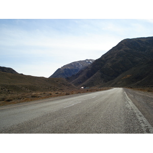 รูปถ่าย คาซัคสถาน(Kazakhstan) ถนนจากอัลมาตีไปหุบผาชารึน(Almaty to Charyn Canyon road) 2007-03 84