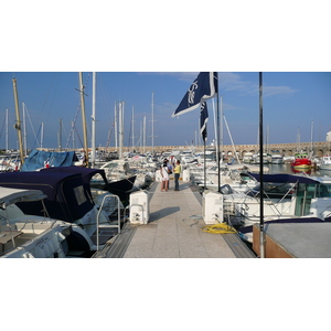 รูปถ่าย ฝรั่งเศส(France) อองทีป(Antibes) ท่าเรือโวบ็อง(Port Vauban) 2007-07 13