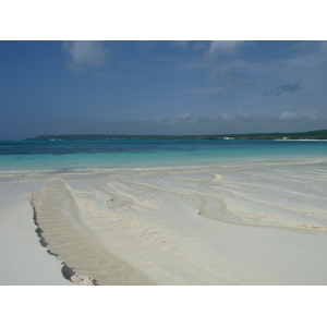 รูปถ่าย นิวแคลิโดเนีย(New Caledonia) เกาะลีฟู(Lifou) ลูเอซิลลา(Luecilla) 2010-05 61