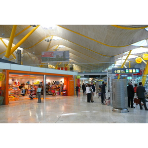รูปถ่าย สเปน(Spain) มาดริค(Madrid) ท่าอากาศยานบาราคัส(Barajas Airport) 2007-09 60