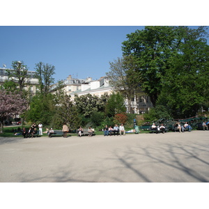 รูปถ่าย ฝรั่งเศส(France) ปารีส(Paris) ช็องเซลีเซ(Champs Elysees) 2006-04 53