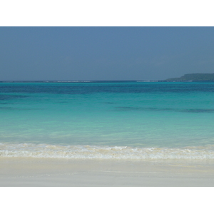 รูปถ่าย นิวแคลิโดเนีย(New Caledonia) เกาะลีฟู(Lifou) อ่าวชาโตบรีย็อง(Chateaubriand Bay) 2010-05 13