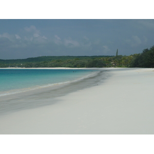 รูปถ่าย นิวแคลิโดเนีย(New Caledonia) เกาะลีฟู(Lifou) อ่าวชาโตบรีย็อง(Chateaubriand Bay) 2010-05 17