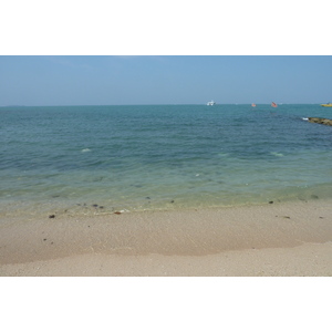 รูปถ่าย ไทย(Thailand) พัทยา(Pattaya) หาดโคซี่(Cosy Beach) 2011-01 36