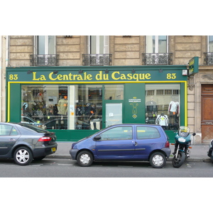 รูปถ่าย ฝรั่งเศส(France) ปารีส(Paris) ถนนโรม(Rue de Rome) 2007-06 50