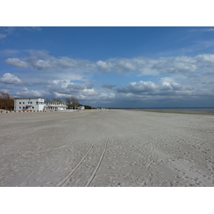 รูปถ่าย เอสโตเนีย(Estonia) แพร์นู(Parnu) 2009-04 6