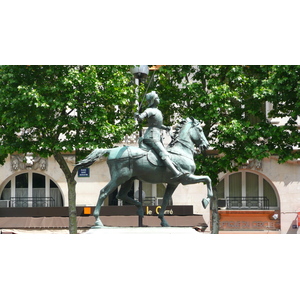 รูปถ่าย ฝรั่งเศส(France) ปารีส(Paris) บูเลอวาร์ด  มาเลแอร์บ(Boulevard Malesherbes) 2007-05 66