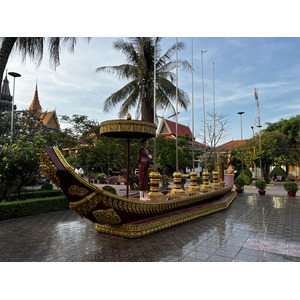 รูปถ่าย กัมพูชา(Cambodia) เสียมราฐ(Siem Reap) วัดพระพรหมรัตน์(Wat Preah Prom Rath) 2023-01 4