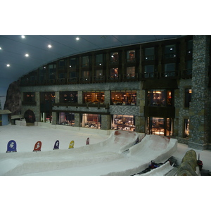 รูปถ่าย สหรัฐอาหรับเอมิเรตส์(United Arab Emirates) ดูไบ(Dubai) สกีดูไบ(Ski Dubai) 2009-01 18