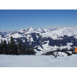 รูปถ่าย ออสเตรีย(Austria) คิทซ์บูเฮล(Kitzbuhel) สกี(Ski) 2005-03 117