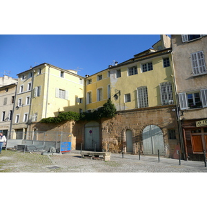 รูปถ่าย ฝรั่งเศส(France) แอ็กซ์-อ็อง-โพรว็องส์(Aix en Provence) ลานฟอรุมเดการ์เดอร์(Forum des Cardeurs) 2008-04 1
