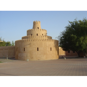 รูปถ่าย สหรัฐอาหรับเอมิเรตส์(United Arab Emirates) อาเลอิน(Al Ain) พิพิธภัณฑ์พระราชวัง(Palace Museum) 2005-03 19