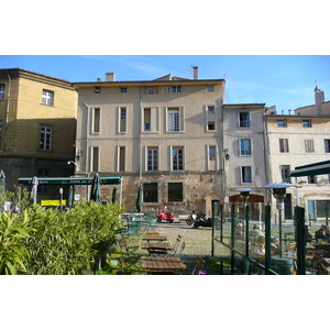 รูปถ่าย ฝรั่งเศส(France) แอ็กซ์-อ็อง-โพรว็องส์(Aix en Provence) ลานฟอรุมเดการ์เดอร์(Forum des Cardeurs) 2008-04 9