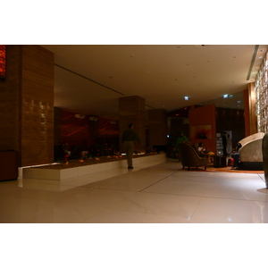 รูปถ่าย สหรัฐอาหรับเอมิเรตส์(United Arab Emirates) ดูไบ(Dubai) โรงแรมเคมพินสกี้ มอลล์ออฟดิเอมิเรตส์(Kempinski Hotel Mall of the Emirates) 2009-01 2