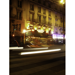 รูปถ่าย ฝรั่งเศส(France) ปารีส(Paris) ปิกาลยามค่ำคืน(Pigalle by night) 2007-07 27