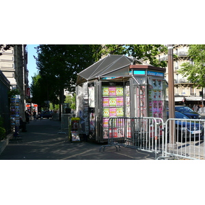 รูปถ่าย ฝรั่งเศส(France) ปารีส(Paris) คุ้มที่ 17 (17th Arrondissement) ถนนวากราม(Avenue de Wagram) 2007-05 10