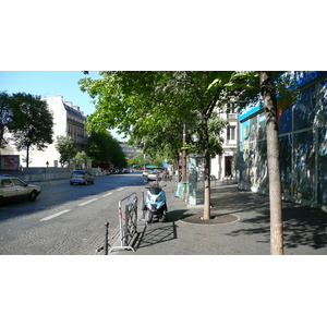 รูปถ่าย ฝรั่งเศส(France) ปารีส(Paris) คุ้มที่ 17 (17th Arrondissement) ถนนวากราม(Avenue de Wagram) 2007-05 72