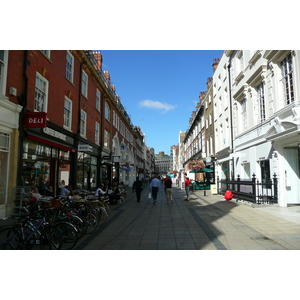 รูปถ่าย อังกฤษ(United Kingdom) ลอนดอน(London) ถนนเซาท์มอลตัน(South Molton Street) 2007-09 17
