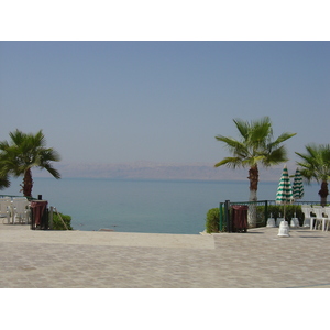 รูปถ่าย จอร์แดน(Jordan) ทะเลดำ(Dead Sea) 2004-10 25