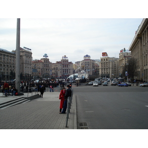รูปถ่าย ยูเครน(Ukraine) เคียฟ(Kiev) ถนนเครชชาตือค(Kreschatyk Street) 2007-03 68