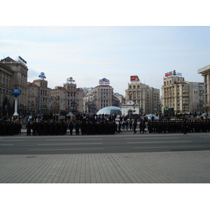 รูปถ่าย ยูเครน(Ukraine) เคียฟ(Kiev) ถนนเครชชาตือค(Kreschatyk Street) 2007-03 32