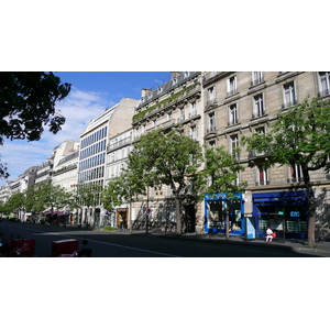 รูปถ่าย ฝรั่งเศส(France) ปารีส(Paris) คุ้มที่ 17 (17th Arrondissement) ถนนวากราม(Avenue de Wagram) 2007-05 42