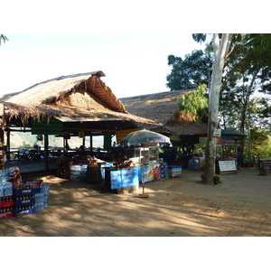 รูปถ่าย ไทย(Thailand) ถนนจากเชียงใหม่ไปพิษณุโลก(Chiang Mai to Phitsanulok road) 2009-12 11