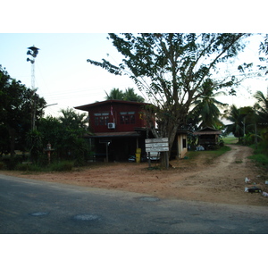 รูปถ่าย ไทย(Thailand) พิษณุโลก(Phitsanulok) ถนนจอมทอง(Jomthong Road) 2008-01 10