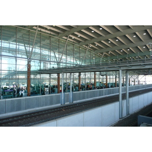 รูปถ่าย ฝรั่งเศส(France) แอ็กซ์-อ็อง-โพรว็องส์(Aix en Provence) สถานีรถไฟ TGV(TGV Train Station) 2008-04 5