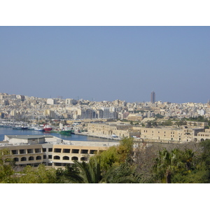 รูปถ่าย มอลตา(Malta) โรงแรมเลอเมอริเดียน ฟีนิเชีย(Le Meridien Phoenicia Hotel) 2003-03 13