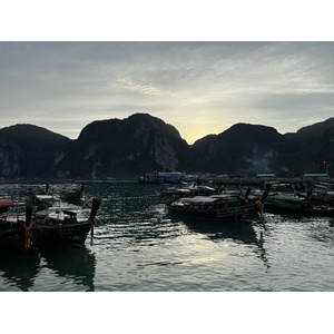 รูปถ่าย ไทย(Thailand) เกาะพีพีดอน(Ko Phi Phi Don) 2021-12 19