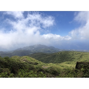 รูปถ่าย กวาเดอลูป(Guadeloupe) ภูเขาไฟลากร็องด์ซูฟรีแยร์(La Grande Soufriere) 2021-02 5