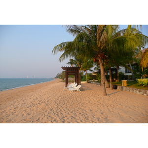 รูปถ่าย ไทย(Thailand) ชลบุรี(Chonburi) หาดซันไชน์(Sunshine beach) 2008-01 13
