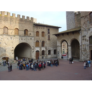 รูปถ่าย อิตาลี(Italy) ซานจีมิญญาโน(San Gimignano) 2004-03 22