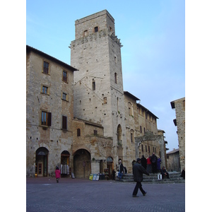 รูปถ่าย อิตาลี(Italy) ซานจีมิญญาโน(San Gimignano) 2004-03 19