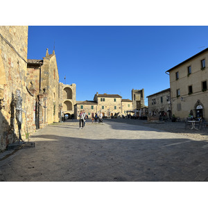 รูปถ่าย อิตาลี(Italy) มงเตอร์ริกกิโอนี(Monteriggioni) 2021-09 27