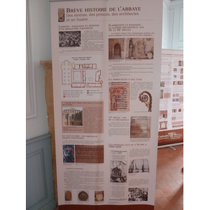 รูปถ่าย ฝรั่งเศส(France) กาดูแอ็ง(Cadouin) 2010-08 100