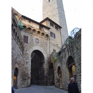 รูปถ่าย อิตาลี(Italy) ซานจีมิญญาโน(San Gimignano) 2004-03 39