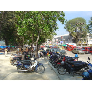 รูปถ่าย ไทย(Thailand) ภูเก็ต(Phuket) ป่าตอง(Patong) ถนนเลียบชายหาด(Beach Road) 2005-12 0
