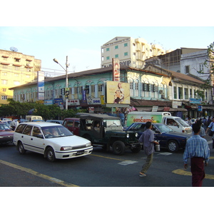 รูปถ่าย พม่า(Myanmar) ย่างกุ้ง(Yangon) 2005-01 204