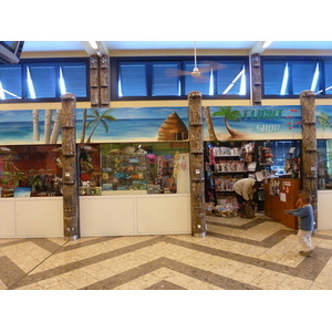 รูปถ่าย นิวแคลิโดเนีย(New Caledonia) สนามบินมาเจนตา(Magenta Airport) 2010-05 10
