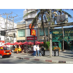 รูปถ่าย ไทย(Thailand) ภูเก็ต(Phuket) ป่าตอง(Patong) ถนนเลียบชายหาด(Beach Road) 2005-12 4