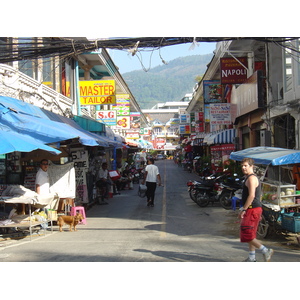 รูปถ่าย ไทย(Thailand) ภูเก็ต(Phuket) ป่าตอง(Patong) ถนนเลียบชายหาด(Beach Road) 2005-12 39