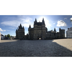 รูปถ่าย ฝรั่งเศส(France) วีเทร(Vitre) 2020-06 32