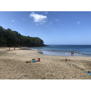 รูปถ่าย กวาเดอลูป(Guadeloupe) แหลมแบล็กพอยต์(Black Point) 2021-02 14