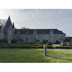 รูปถ่าย ฝรั่งเศส(France) รอชฟอร์-อ็อง-แตร์(Rochefort en terre) 2026-04 12